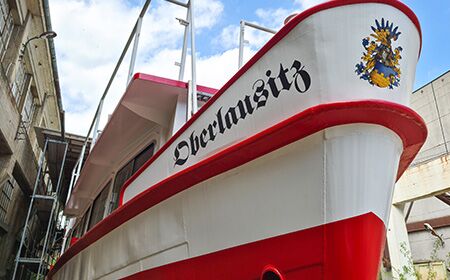 Fahrgastschiff